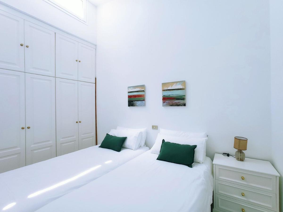Appartement Live Abades Playa Chica & Terrace Extérieur photo